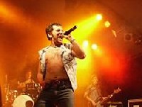 Hole_Full_Of_Love Hole_Full_Of_Love